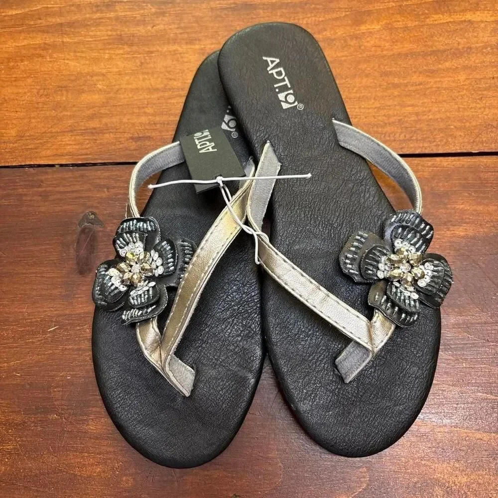Apt-9 Women's Black and Brown Flipflops